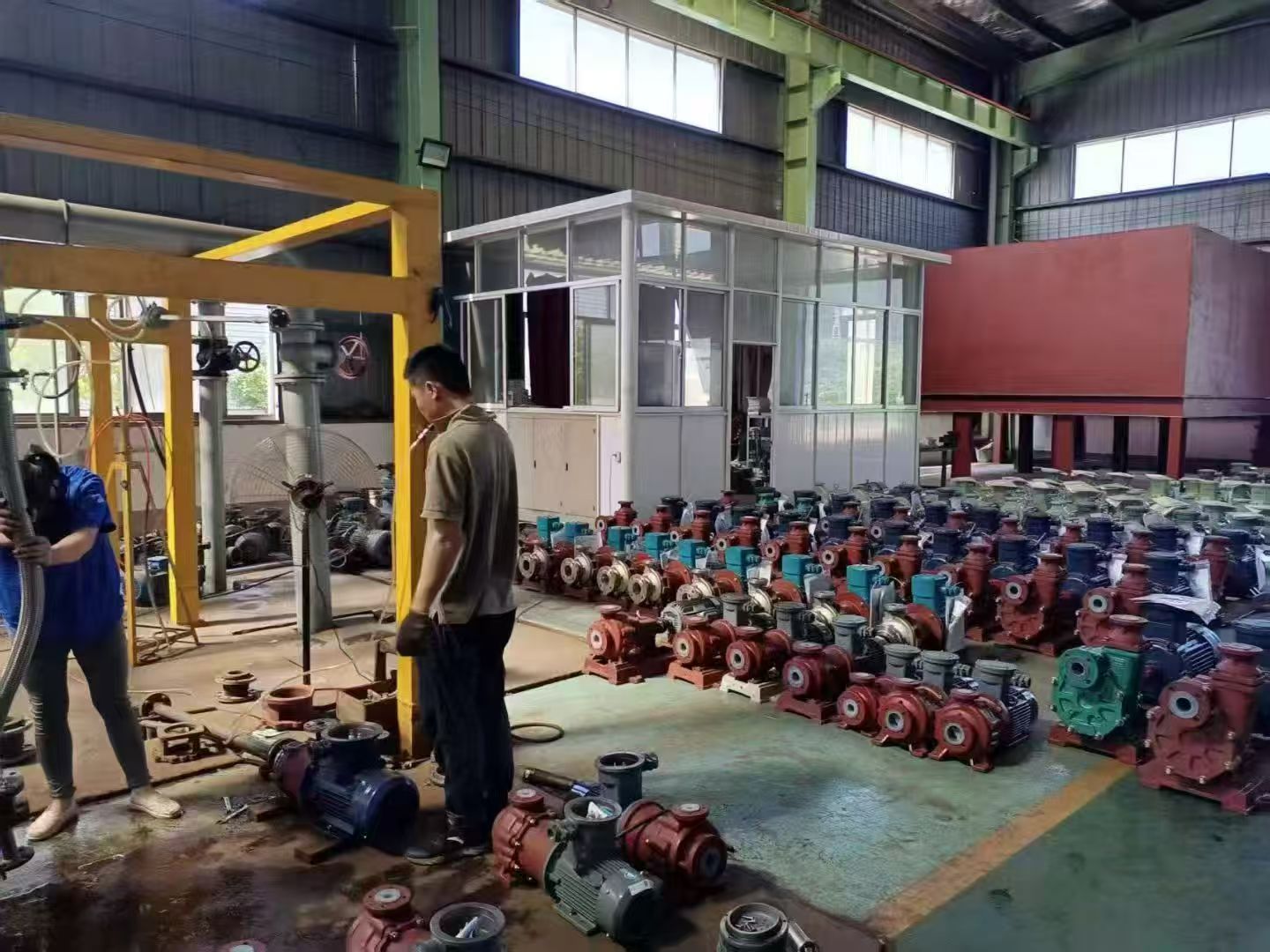 أحدث الاتجاهات في تكنولوجيا مضخات الدفع المغناطيسي: تصميم خالٍ من التسرب وتحكم ذكي يقودان إلى اختراقات جديدة